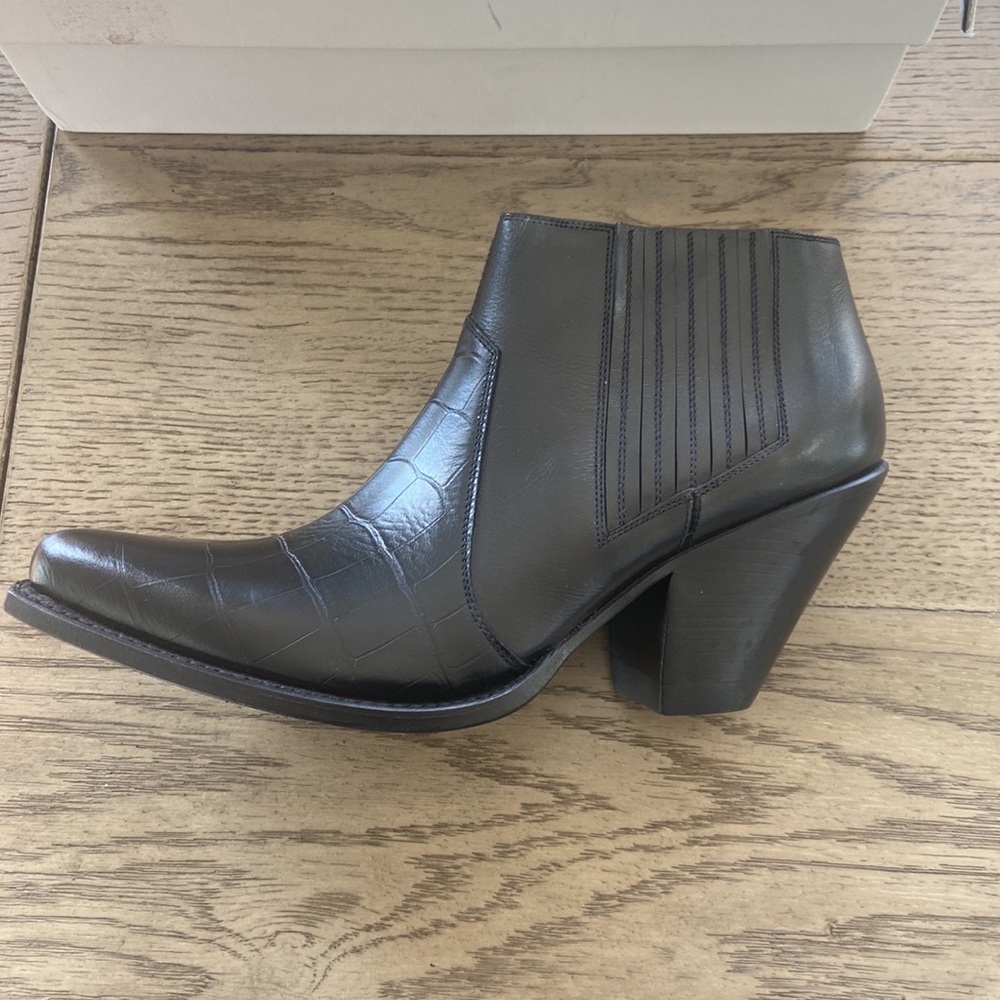 Celine Western Booties brand new size 38 - Picture 4 of 11